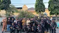 Wagub NTT Temui Warga Lewonara, Serap Aspirasi dan Apresiasi Pengabdian Brimob di Adonara