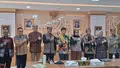 Wagub NTT Johni Asadoma Bersama SKALA dan Sekda Kaltara Bahas Pajak Kendaraan Air untuk Optimalkan PAD