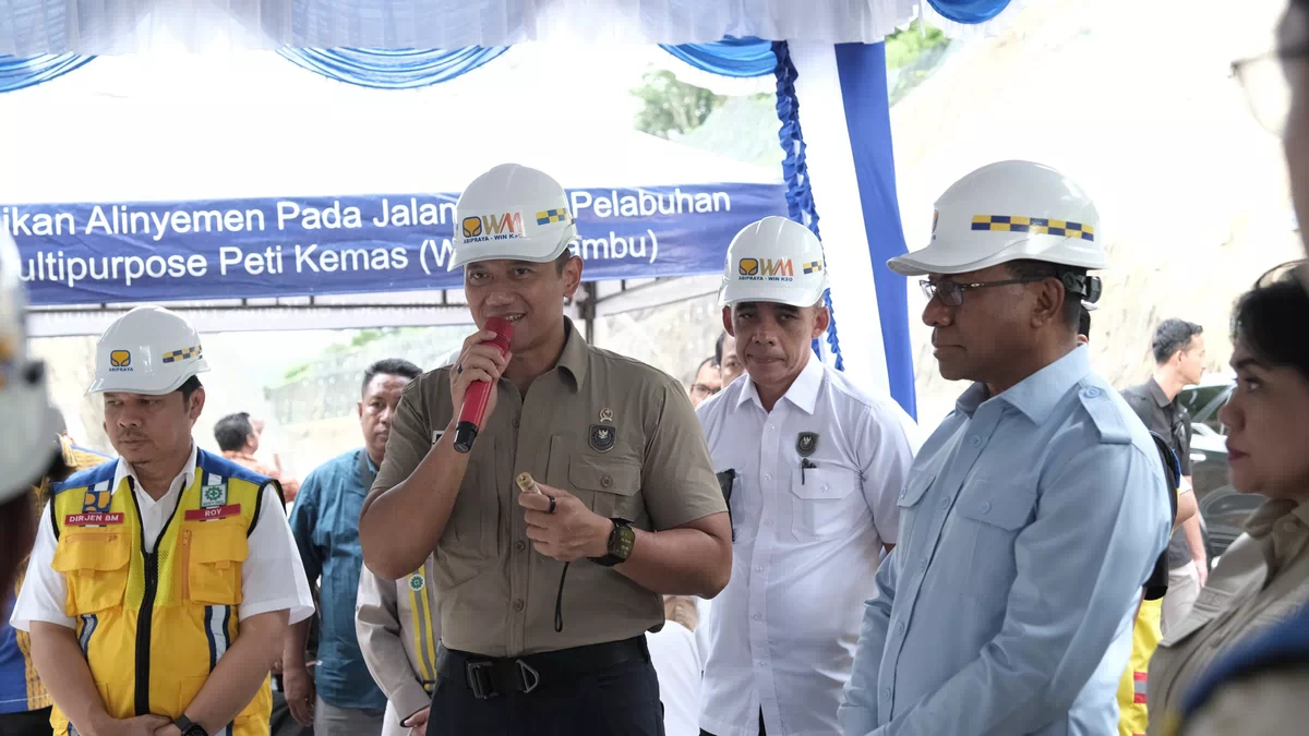 Wagub NTT Dampingi Menko AHY Tinjau Proyek Strategis di Labuan Bajo,Bahas Pengembangan Bandara Hingga Jalan