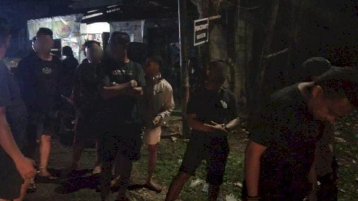Tiga Mahasiswa Mabuk Miras di Kupang Mengamuk, Tukang Ojek Nyaris Jadi Korban Saberan Parang