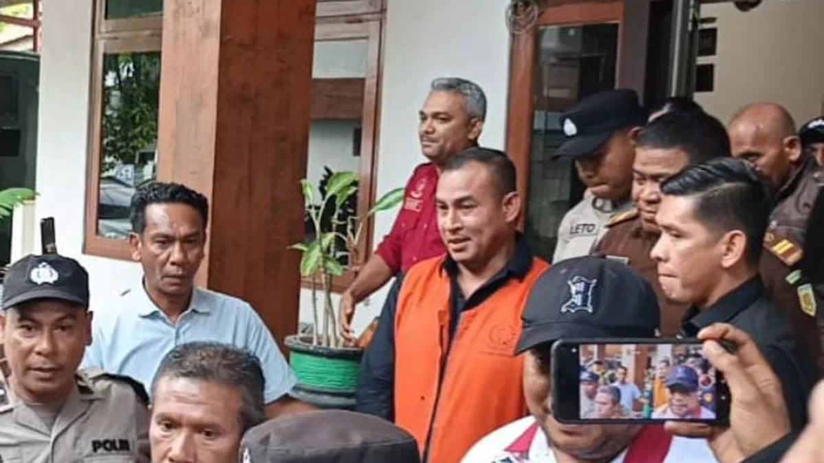 Tiga Tahun Berproses, Berkas Tahap II, Anggota DPRD Mokris Lay Resmi Ditahan Kejari Kota Kupang