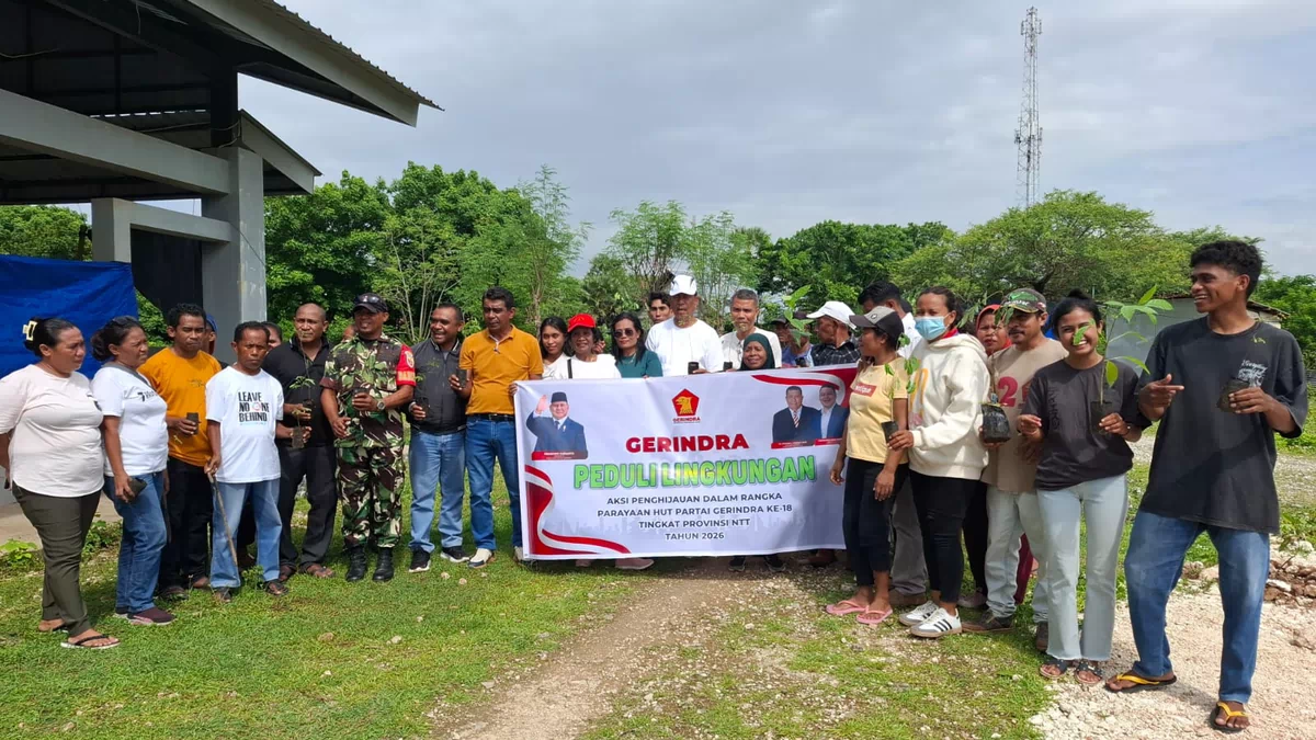 HUT Gerindra ke-18, Gerindra NTT Hijaukan Pasar Penkase dan Berbagi Kasih ke Lima Panti Asuhan di Kupang