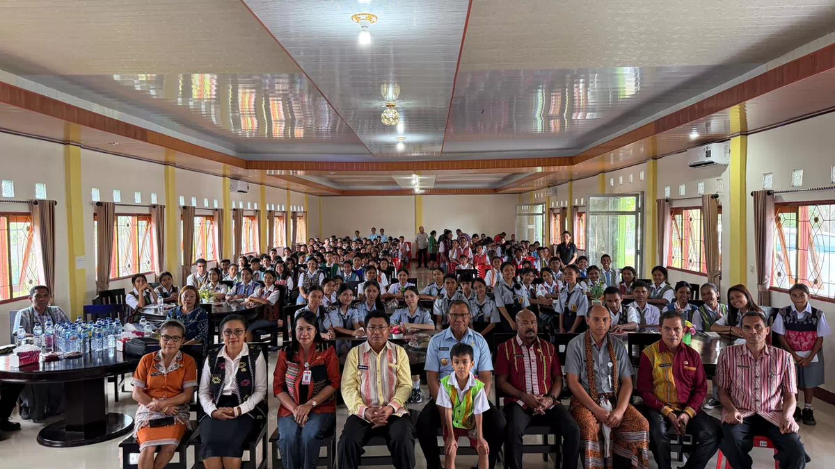 Wagub Johni Asadoma Motivasi 600 Pelajar di TTU, Kuasai Bahasa Inggris dan Jangan Takut Bermimpi