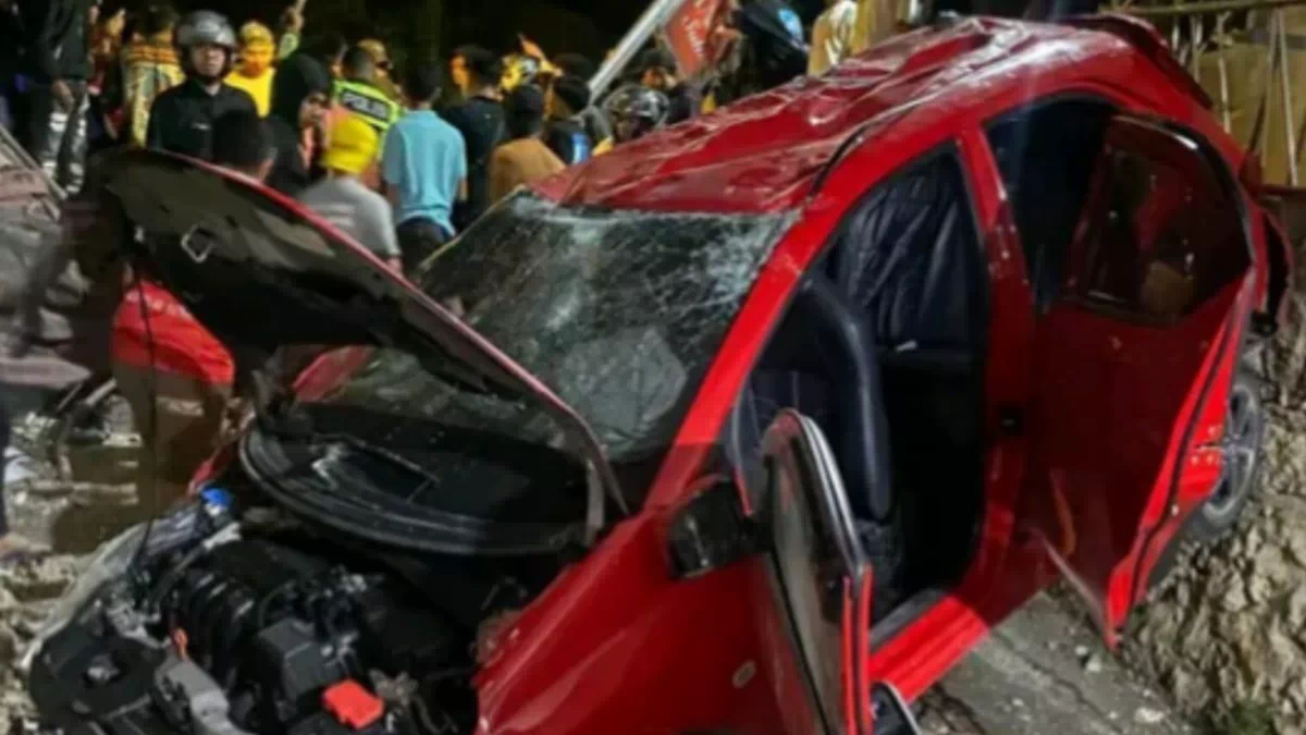 Diduga Mabuk,Mobil Berisi Enam Ladies Heo Pub Karaoke Milik Anggota DPRD Kota Kupang Terbalik, Satu Tewas