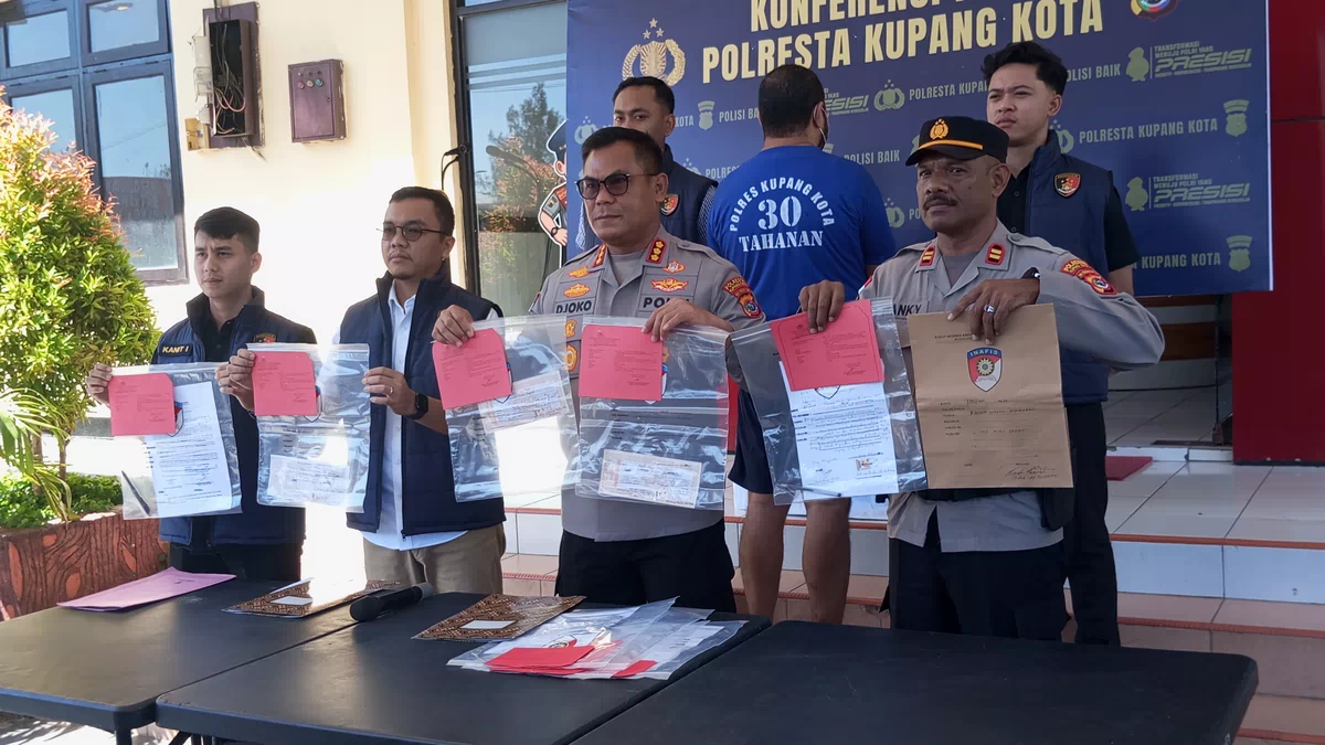 Buron Dua Tahun, Mantan Rektor Unadri Kupang Diciduk di Batam, Diduga Tipu dan Gelapkan Ratusan Juta