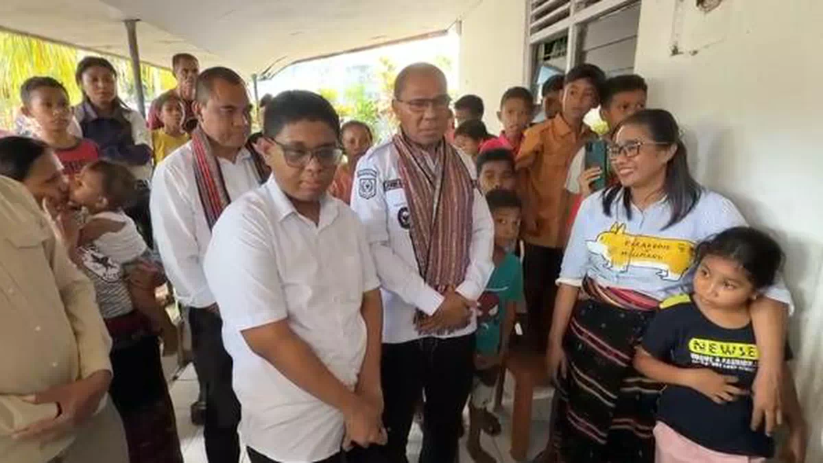 Berani Suarakan Aspirasi di Mentan, Adriano Padama Dapat Apresiasi dan Biaya Kuliah dari Wagub NTT & Wabup Alor