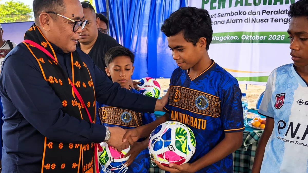 Agrinas Palma Nusantara Hadir Bangkitkan Semangat Sepak Bola dan Perkuat Kepedulian bagi Ratusan Warga