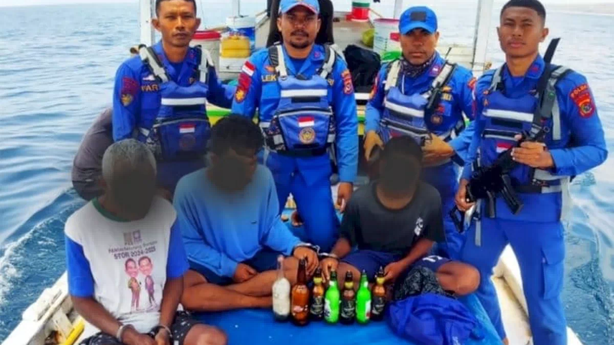 Ditpolairud Polda NTT Tangkap Tiga Terduga Pelaku Bom Ikan di Solor, Satu Buron