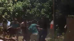 Anak 17 Tahun di Kupang Dikeroyok 9 Orang hingga Kencing Darah, Ibu Korban Kecewa,Polisi Hanya Tetapkan 6 TSK dan Tak Ditahan