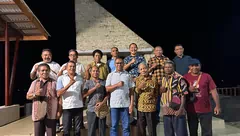 Wagub Jhoni Asadoma Bertemu Tokoh NTT di Papua, Dorong Pembukaan Kembali Jalur Laut Sorong– Kupang