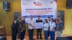 Bank NTT Salurkan Beasiswa Rp50 Juta untuk 20 Mahasiswa Unika Ruteng Terdampak Gempa Flores